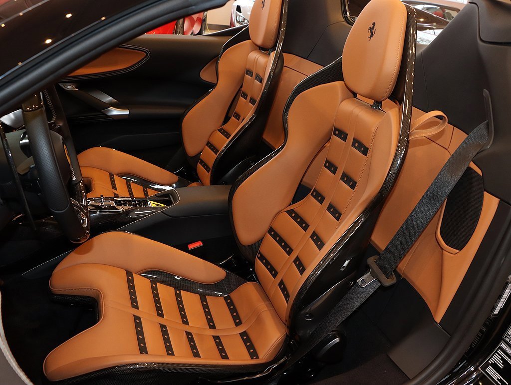 Certified 2022 Ferrari SF90 Spider image 5