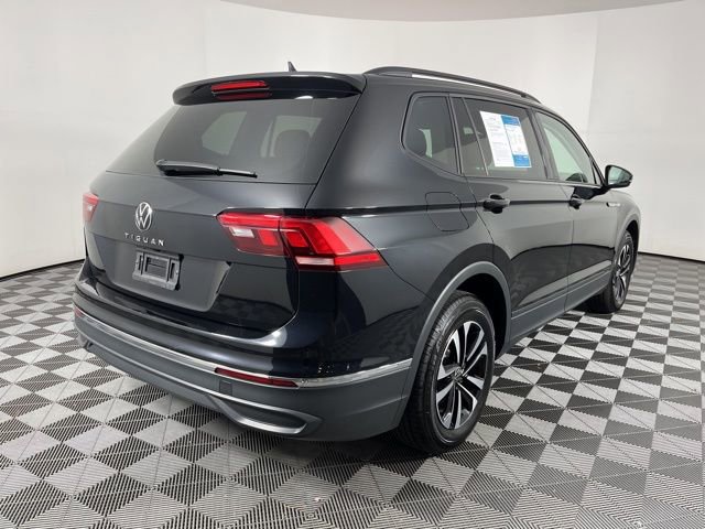 Used 2024 Volkswagen Tiguan S image 12
