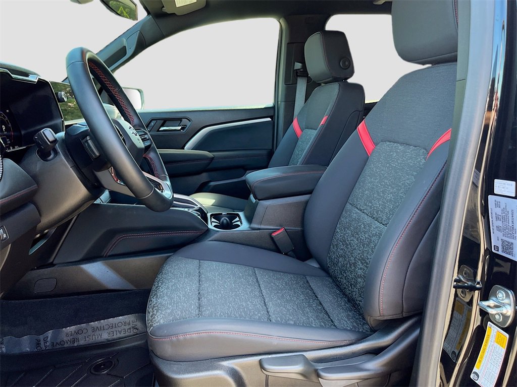 Used 2024 Chevrolet Colorado Z71 w/ Advanced Trailering Package image 20