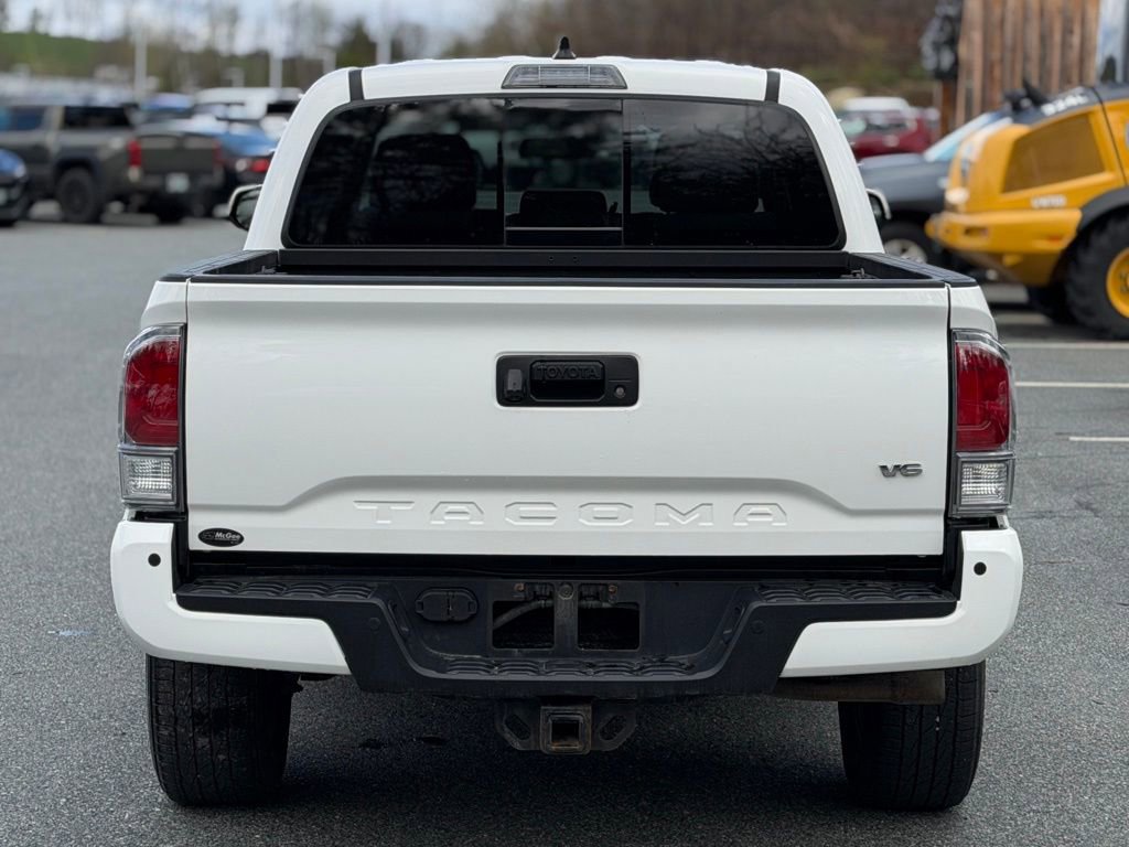 Used 2023 Toyota Tacoma TRD Sport w/ Technology Package image 4