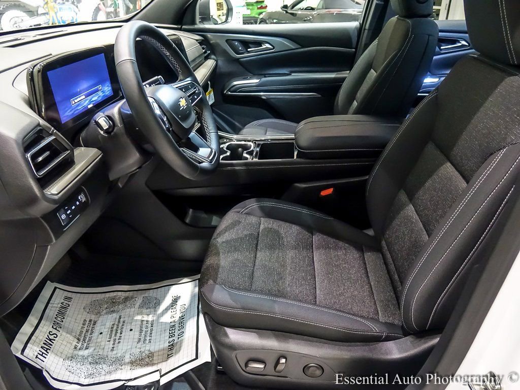 New 2026 Chevrolet Traverse LT w/ Driver Confidence Package image 8
