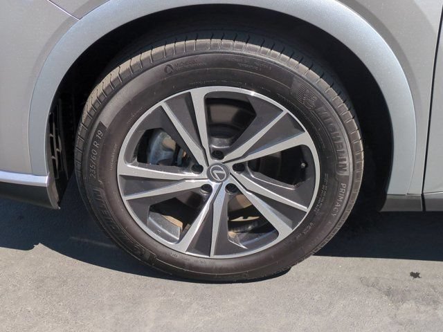 Used 2024 Lexus RX 350 FWD w/ Technology Package image 9