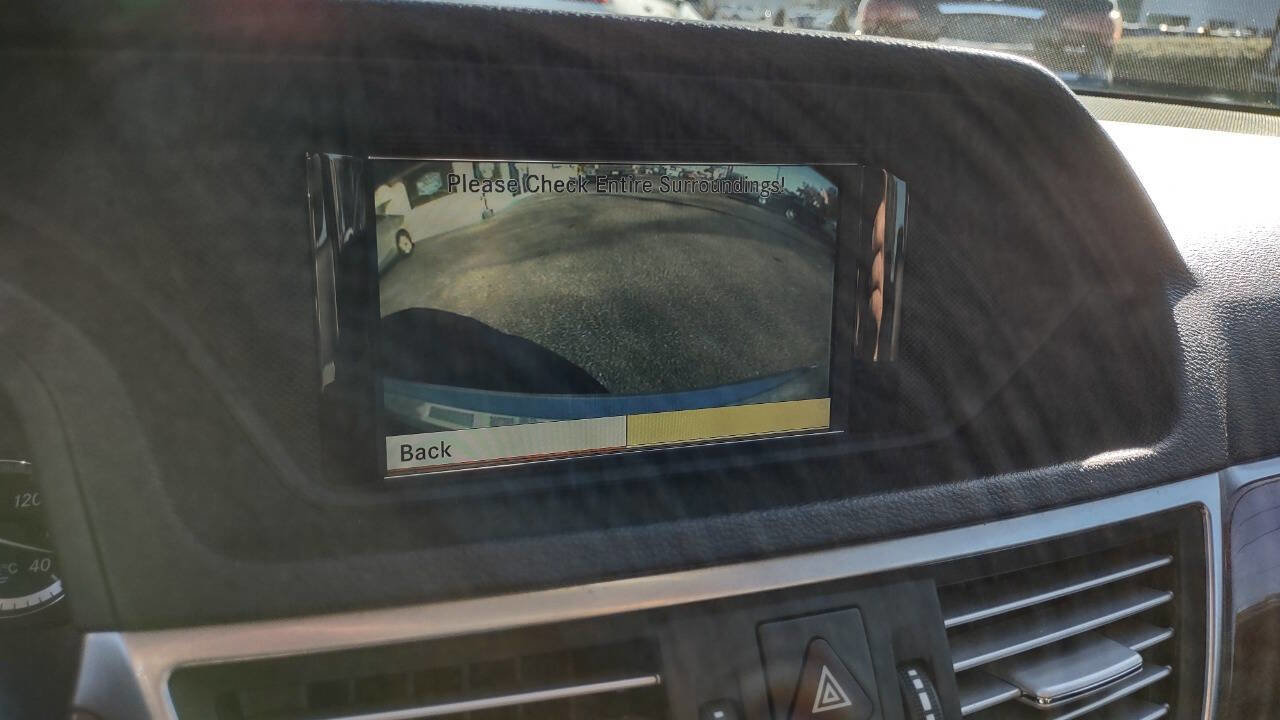 Used 2012 Mercedes-Benz E 350 4MATIC Sedan image 19
