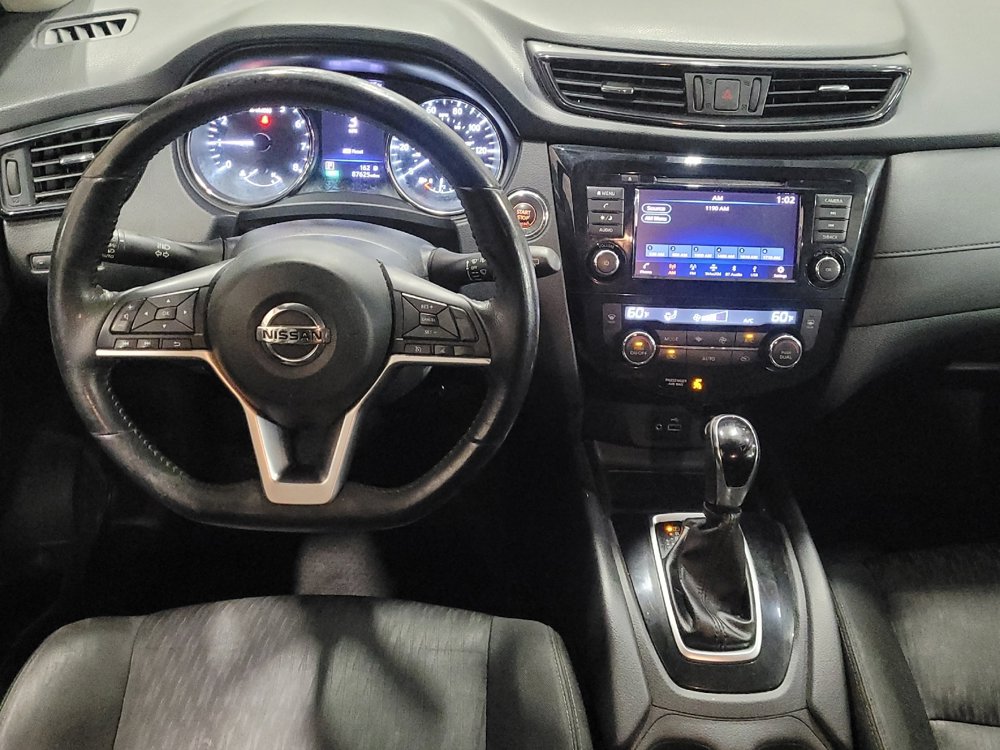 Used 2018 Nissan Rogue SV image 22