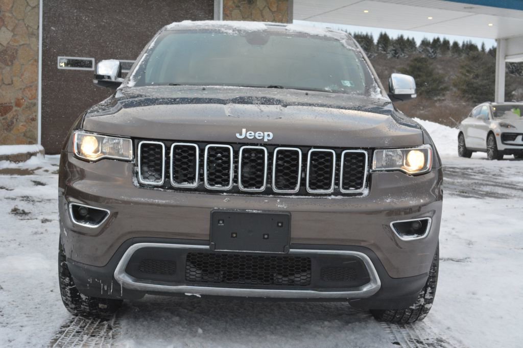 Used 2021 Jeep Grand Cherokee Limited image 2