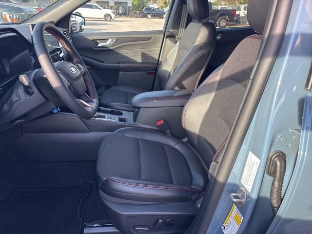Certified 2026 Ford Escape ST-Line Select w/ Tech Pack #1 image 9