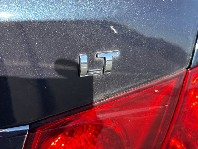 Used 2014 Chevrolet Cruze LT FWD image 17