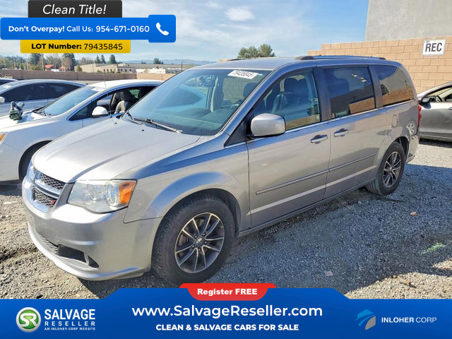 Used 2017 Dodge Grand Caravan SXT image 1