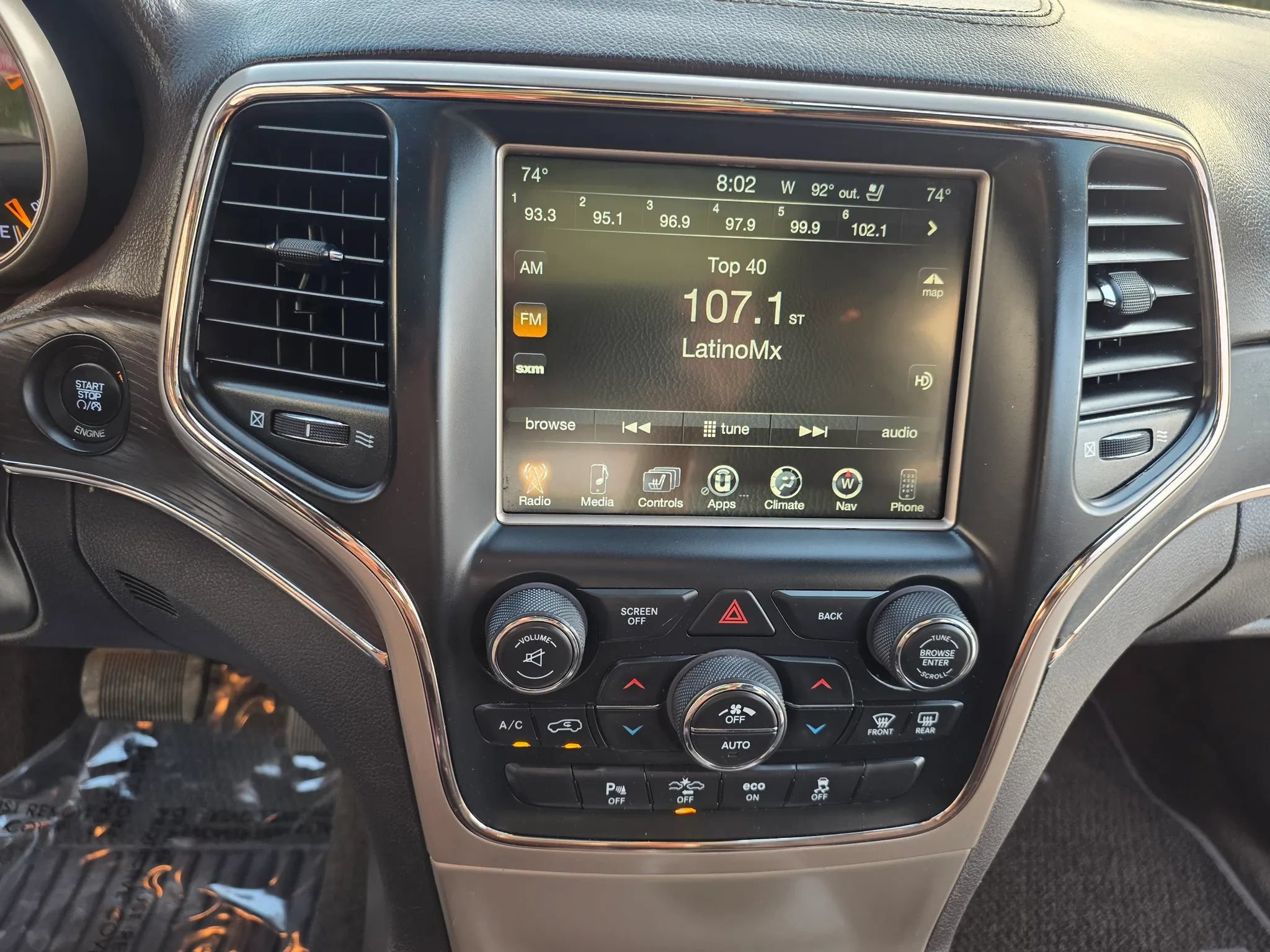 Used 2014 Jeep Grand Cherokee Summit AWD/4WD image 16