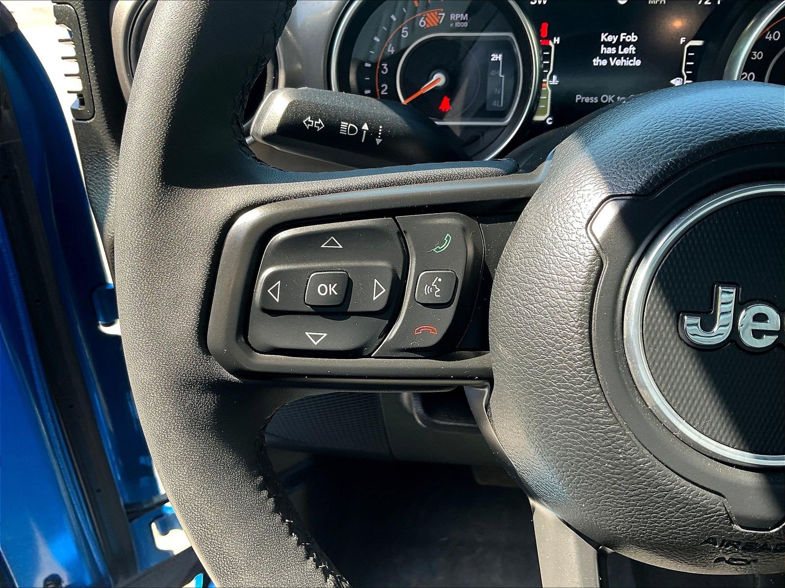 Used 2023 Jeep Wrangler Sport AWD/4WD image 11