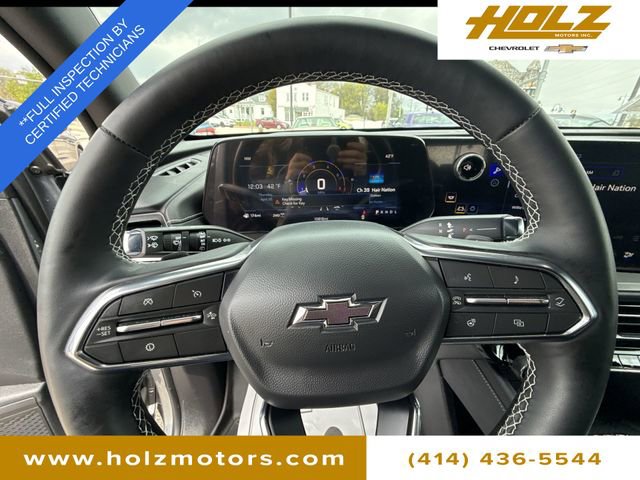 Certified 2025 Chevrolet Traverse LT w/ Midnight/Sport Edition AWD/4WD image 11