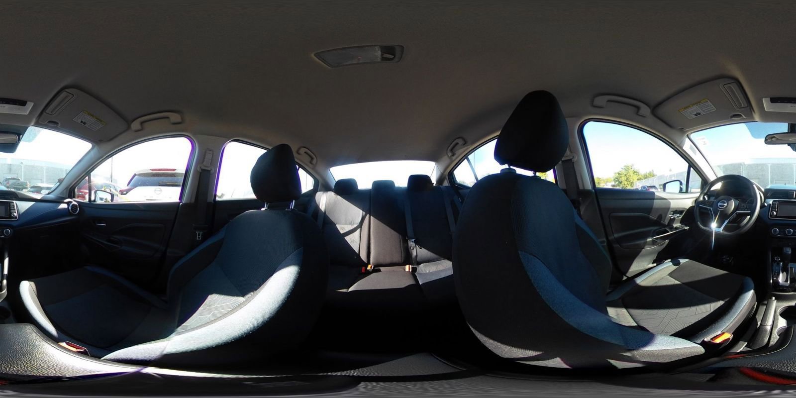 Used 2025 Nissan Versa SV image 40