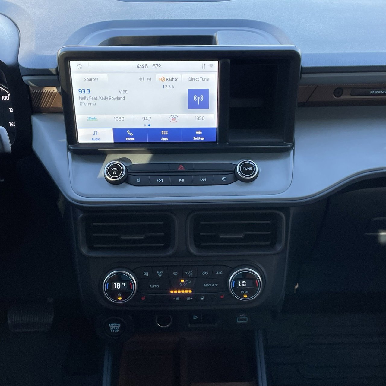 Used 2022 Ford Maverick Lariat w/ Lariat Luxury Package image 18