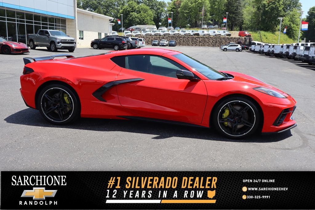 Used 2024 Chevrolet Corvette Stingray Preferred Cpe w/ Z51 Performance Package RWD image 1