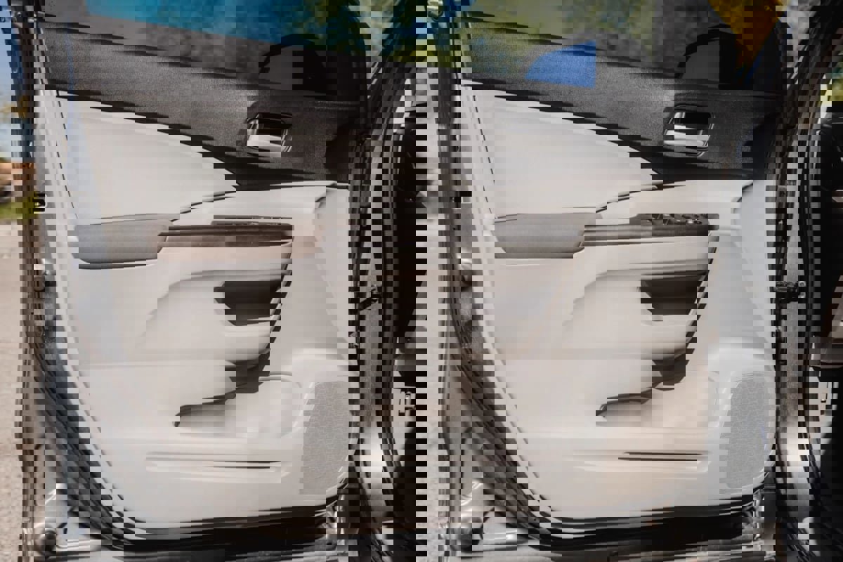 Used 2013 Honda CR-V LX image 11