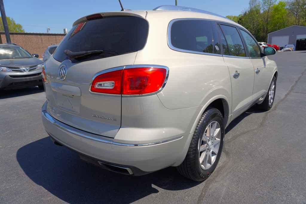 Used 2016 Buick Enclave Leather image 6