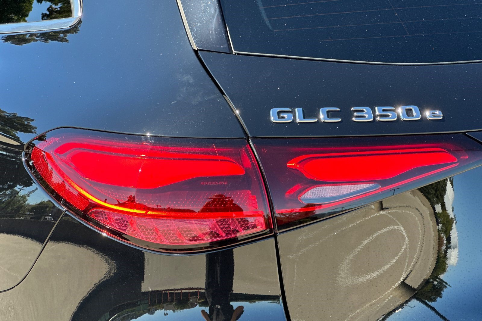 Certified 2025 Mercedes-Benz GLC 350e 4MATIC image 28