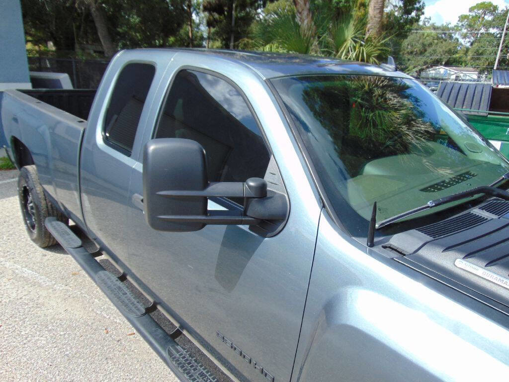 Used 2013 Chevrolet Silverado 2500 LT w/ Interior Plus Package image 5
