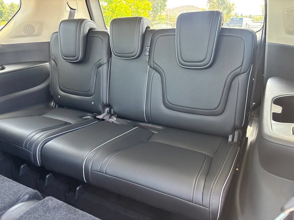 New 2027 INFINITI QX80 Luxe w/ Cargo Package RWD image 19