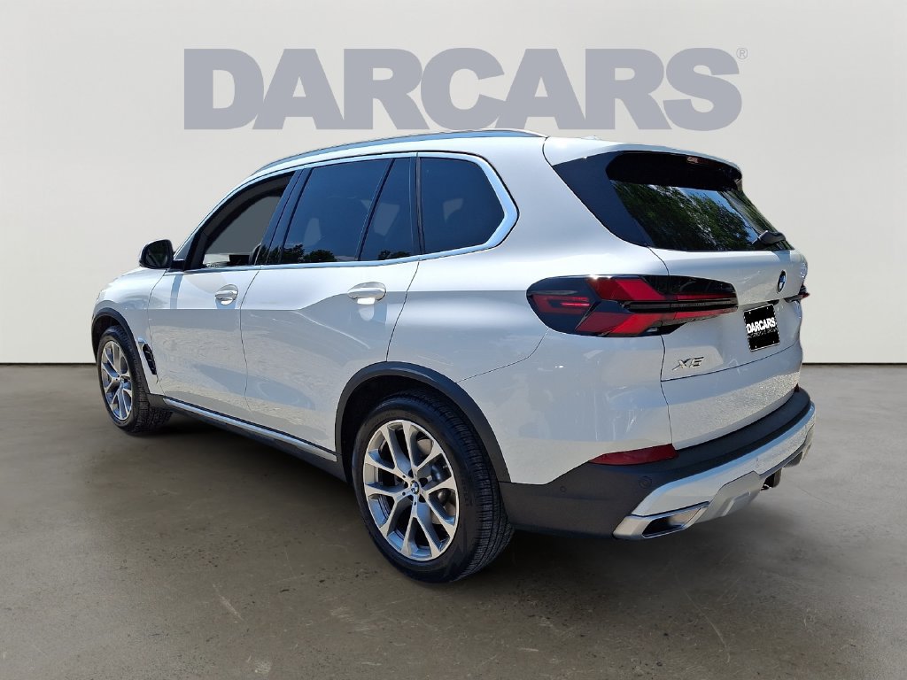 Certified 2026 BMW X5 xDrive40i w/ Climate Comfort Package AWD/4WD image 4