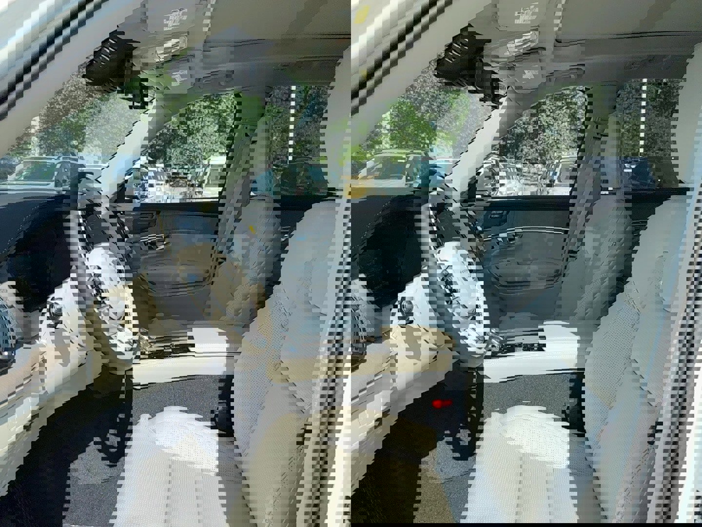 New 2026 Volvo XC90 B6 Ultra image 13