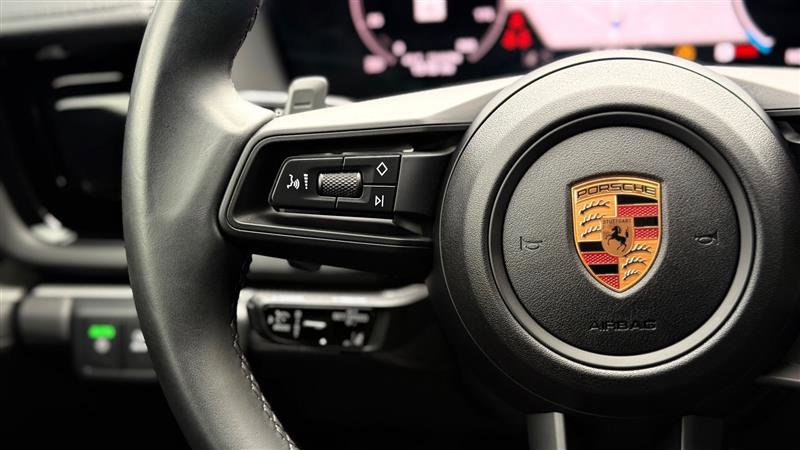Used 2025 Porsche Panamera 4 w/ Premium Package image 24