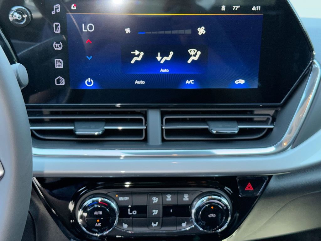 New 2026 Chevrolet Trax LT FWD image 25