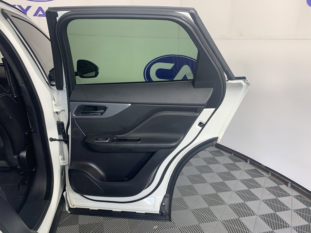 Used 2017 Jaguar F-PACE S AWD/4WD image 38