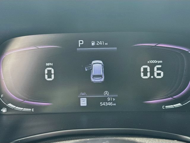 Used 2023 Kia Soul LX w/ LX Technology Package FWD image 15