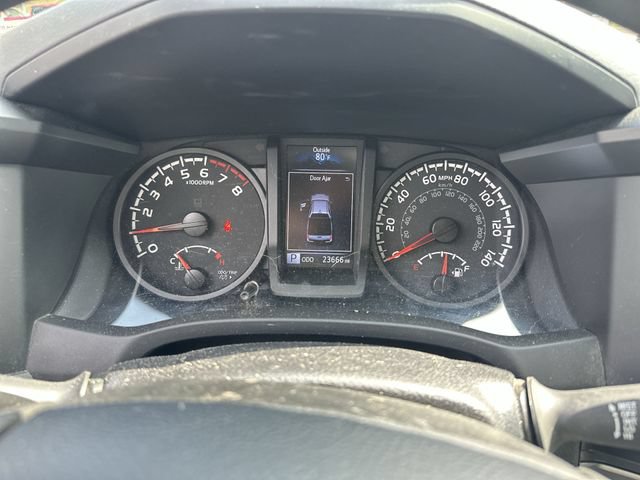 Used 2023 Toyota Tacoma SR AWD/4WD image 12