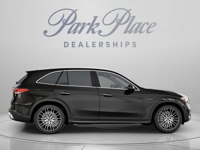 Used 2026 Mercedes-Benz GLC 300 4MATIC image 23