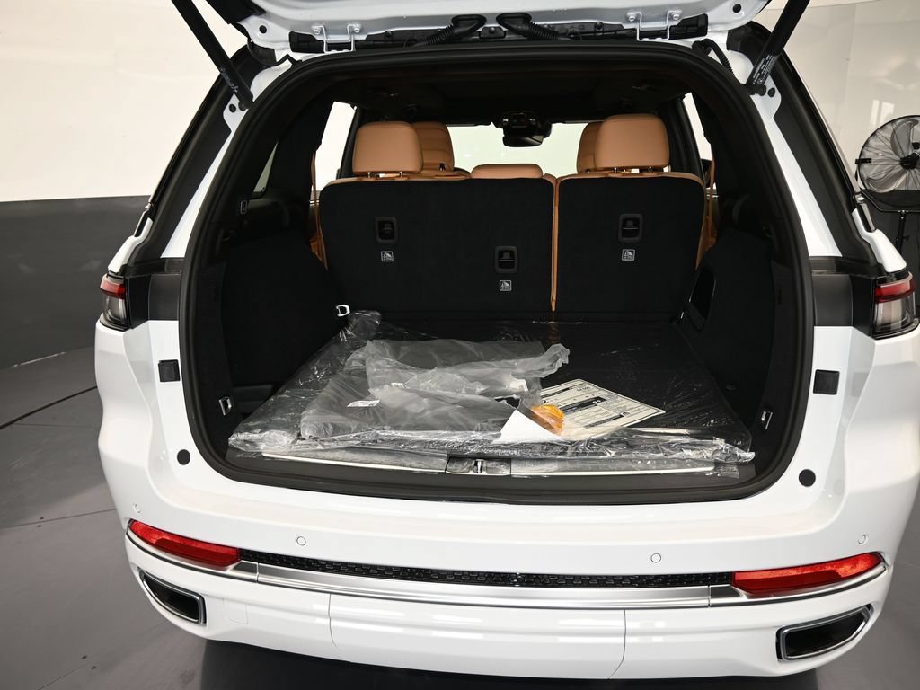 New 2025 Jeep Grand Cherokee Summit AWD/4WD image 41
