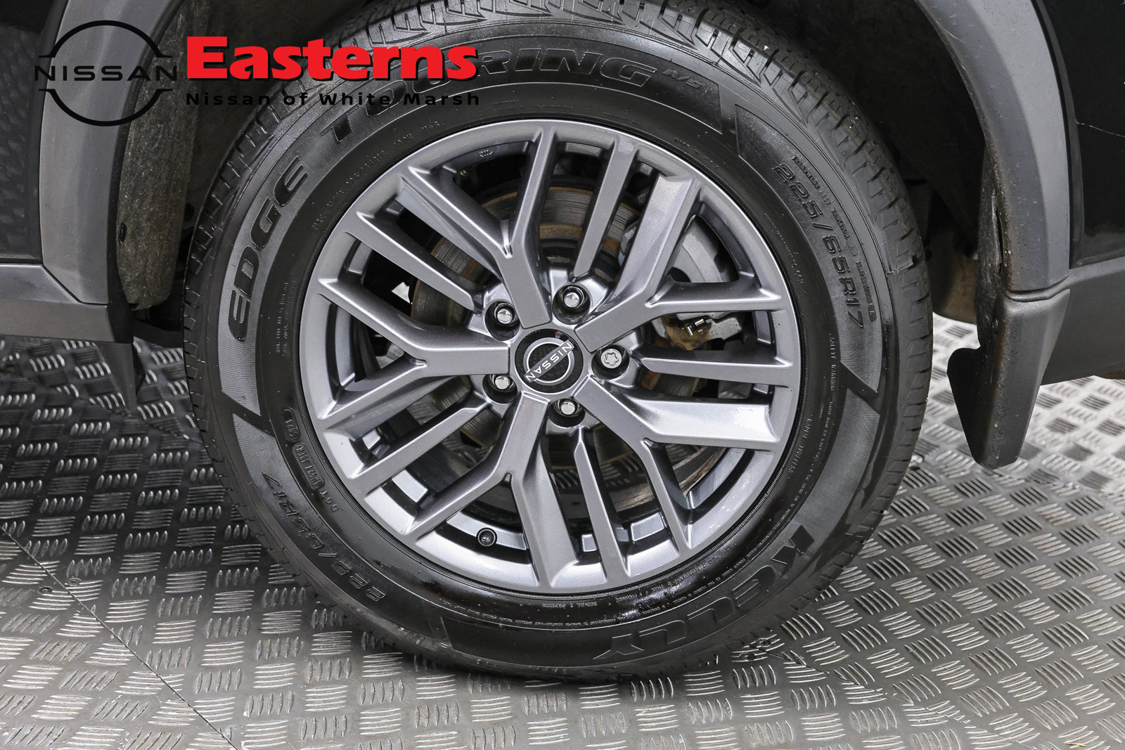 Used 2023 Nissan Rogue S AWD/4WD image 33