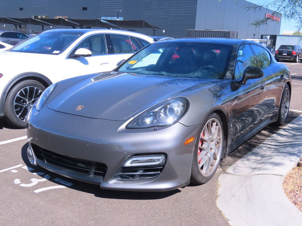 Used 2013 Porsche Panamera GTS image 2