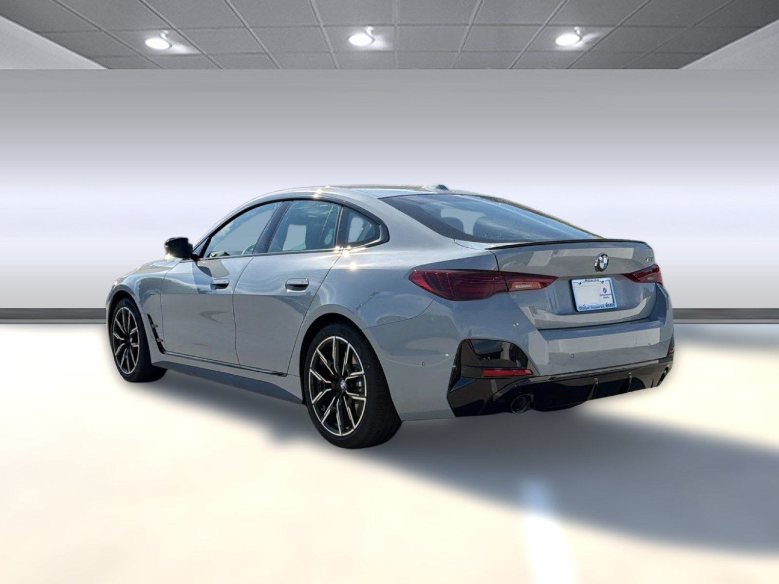 New 2026 BMW 430i w/ M Sport Package RWD image 2