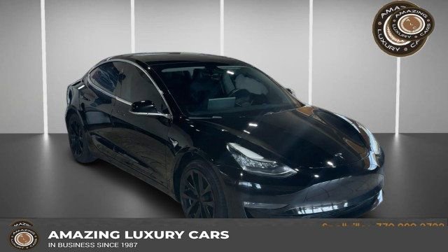 Used 2019 Tesla Model 3 Long Range image 1