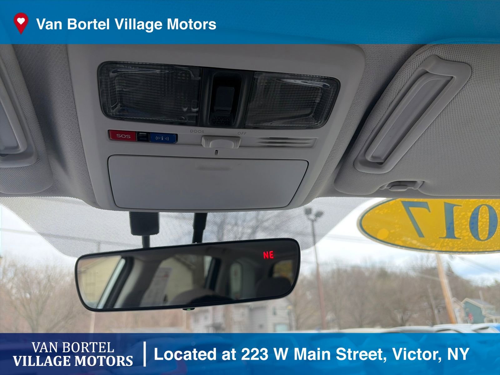 Used 2017 Subaru Forester 2.5i Premium w/ All-Weather Package image 18