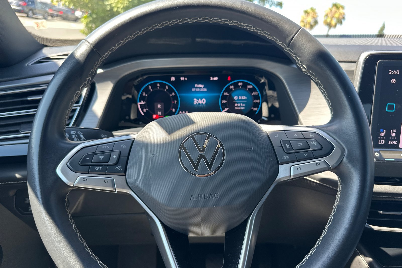 Certified 2024 Volkswagen Atlas Cross Sport SE AWD/4WD image 23