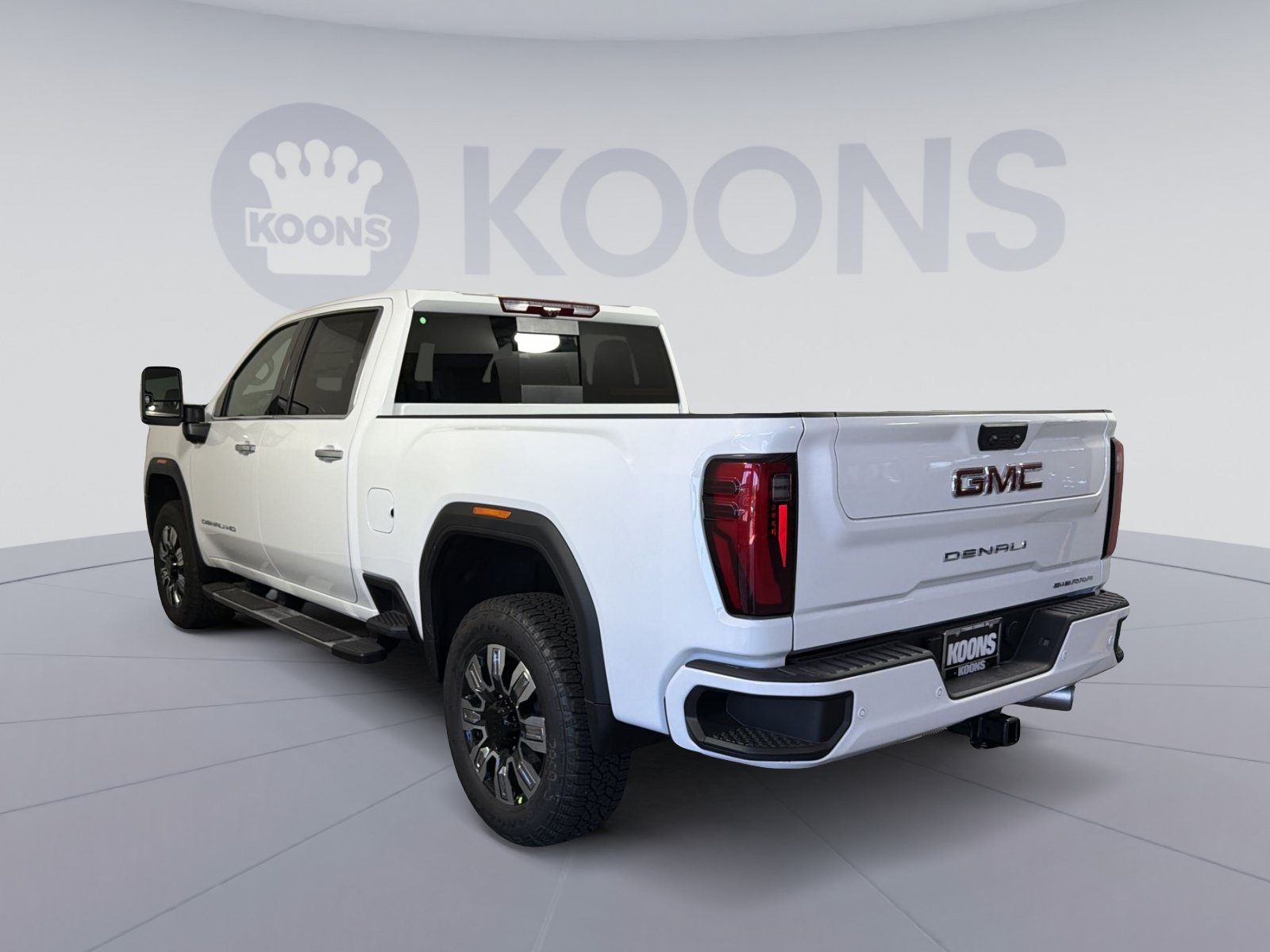 New 2026 GMC Sierra 2500 Denali w/ Denali Reserve Package AWD/4WD image 4