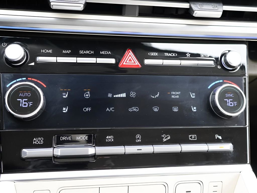 Used 2025 Hyundai Santa Fe Calligraphy AWD/4WD image 29