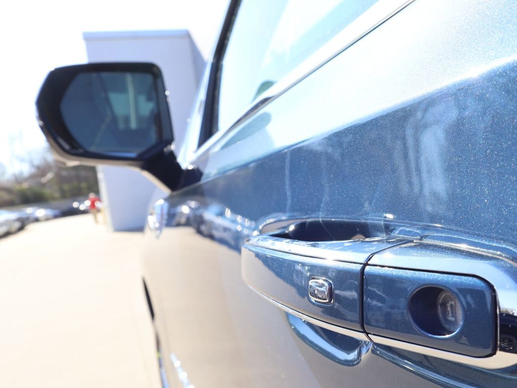 New 2026 GMC Yukon XL Denali w/ Advanced Technology Package image 11