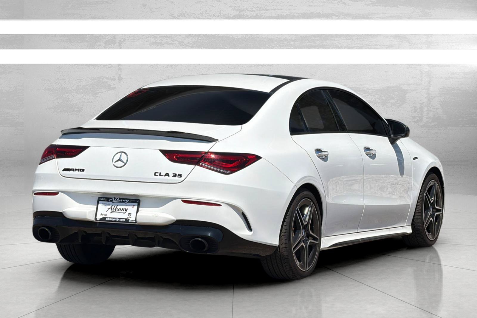 Used 2023 Mercedes-Benz CLA 35 AMG 4MATIC image 5