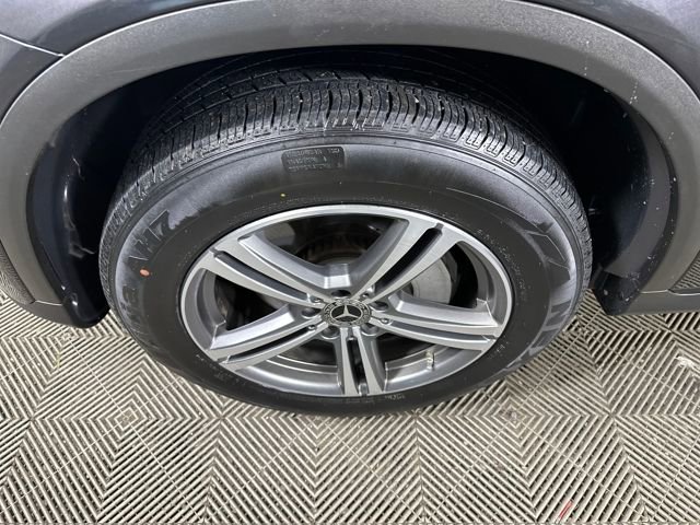 Used 2020 Mercedes-Benz GLC 300 4MATIC image 10