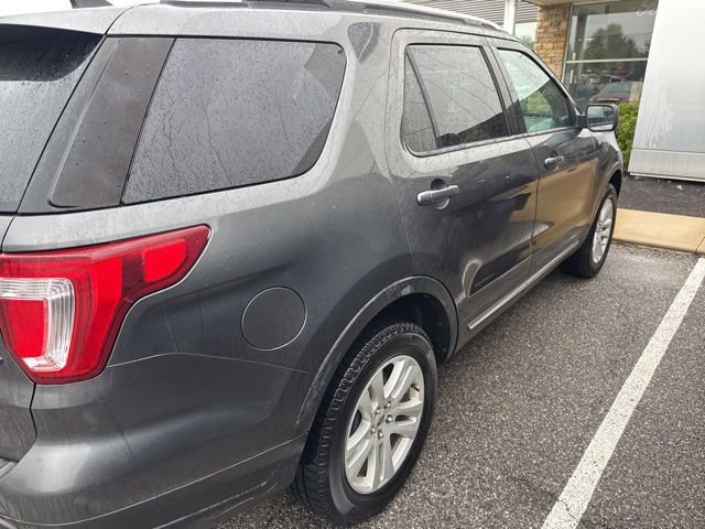 Used 2019 Ford Explorer XLT w/ Class III Trailer Tow Package AWD/4WD image 4