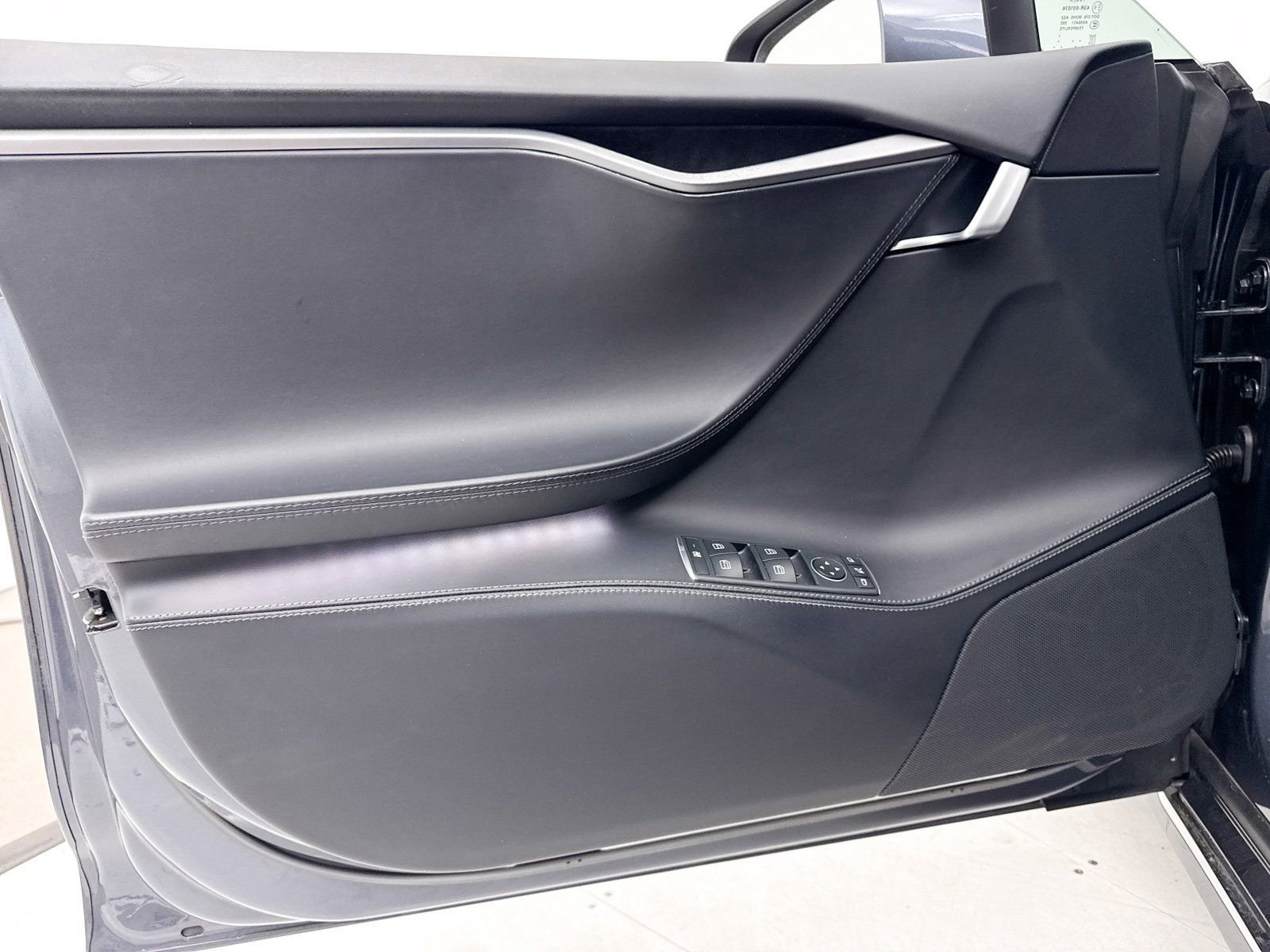 Used 2019 Tesla Model S 100D image 25