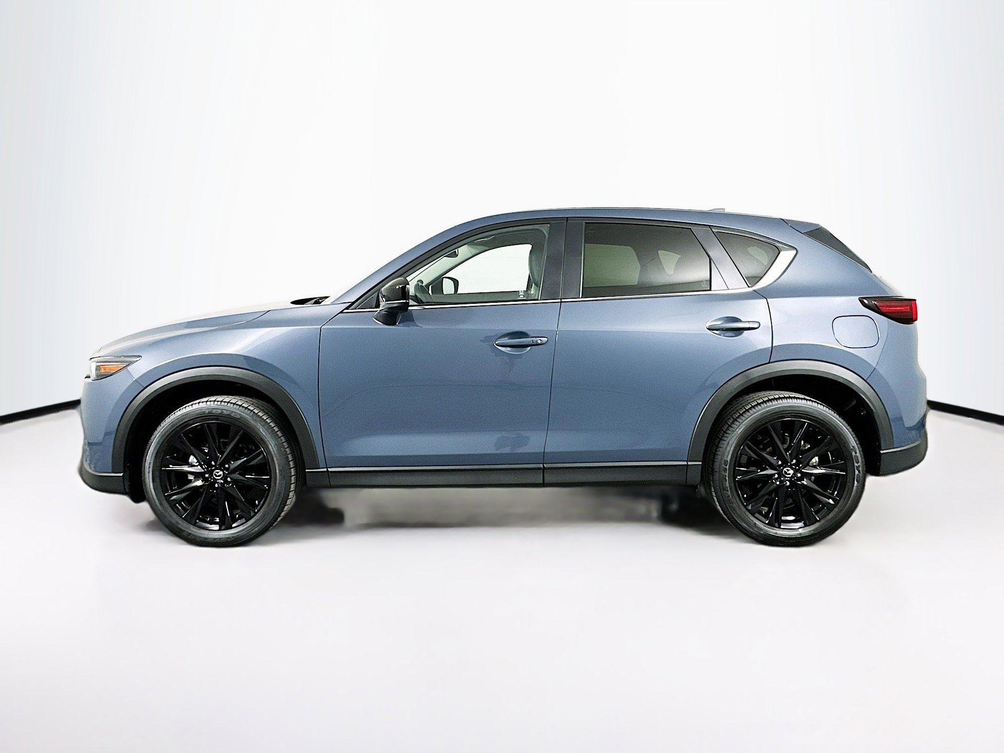 Used 2025 MAZDA CX-5 Carbon Edition image 4