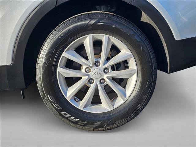 Used 2017 Kia Sorento L FWD image 26