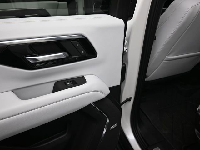 Used 2025 Chevrolet Tahoe Premier image 18