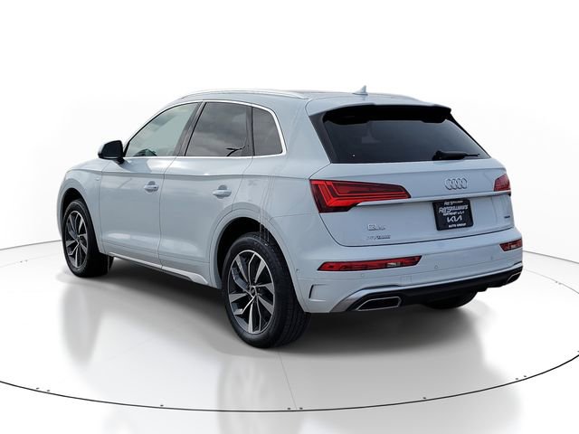 Used 2022 Audi Q5 2.0T Prestige w/ Prestige Package image 4
