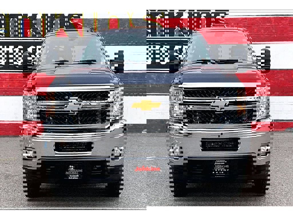 Used 2012 Chevrolet Silverado 2500 LT w/ Interior Plus Package image 3